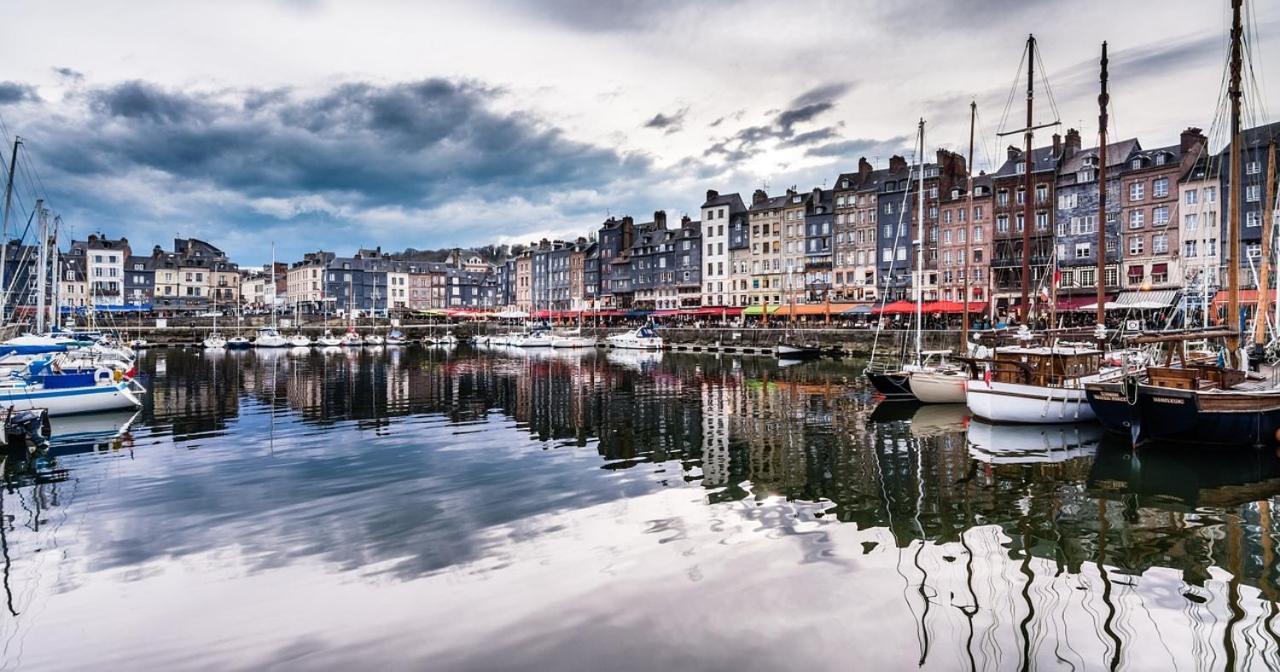 Greeter-Nid Douillet A 5 Min Du Port De Honfleur Apartment Exterior photo